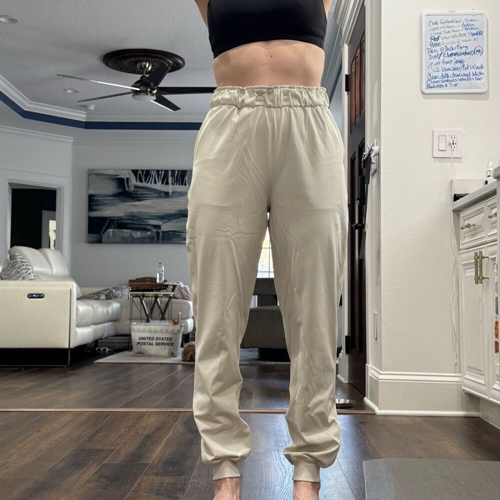 Lululemon Stretch High-Rise Jogger *Full Length, Bone, Sz6, Style Number: W5FXES - Picture 6 of 8